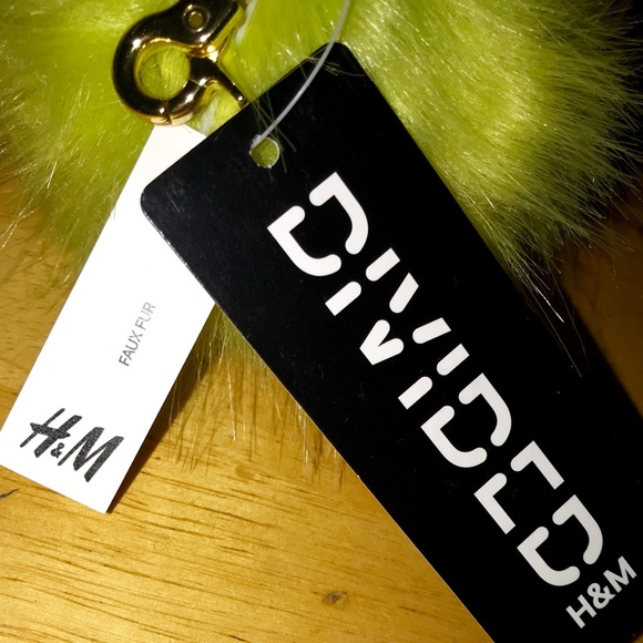H&M Key Chain - Picture 3 of 3